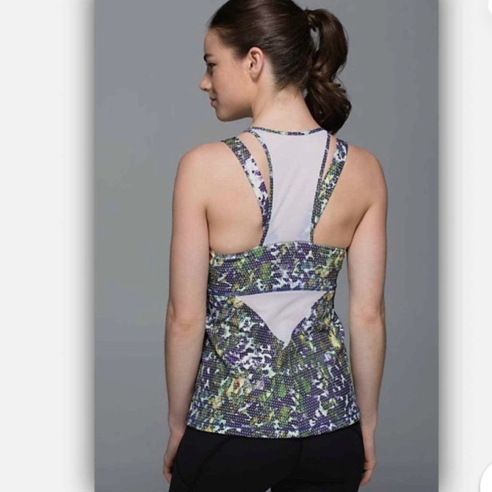 Lululemon Multicolor Patterned Racerback Tank Top Size 6 - Picture 3 of 14